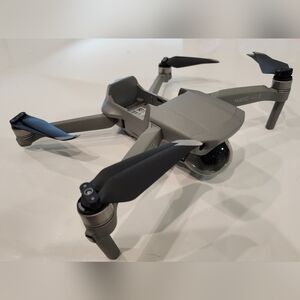 DJI Mavic Air 2 Drone – Fly More+ , Great Condition